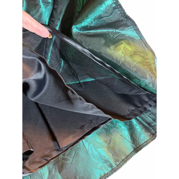 Vintage Laura Ashley Green Velvet and Taffeta Dress - Size 14 - Picture 10 of 16